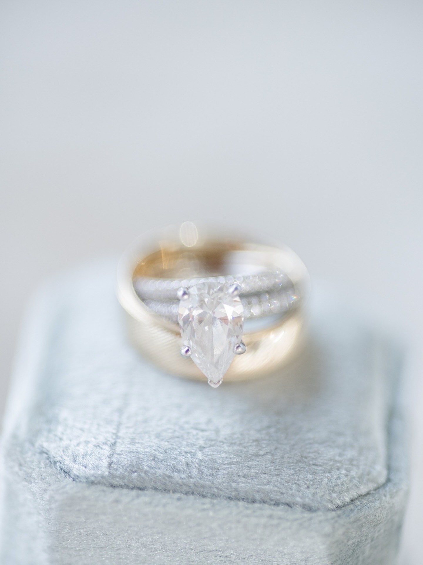 The vows that stick with me aren’t always the most elaborate, they’re the ones that are the most steady. I once heard a groom promise, “I choose you to be no other than yourself, loving what I know of you, and trusting who you will become.” That line gets me every time. It’s a powerful nod to the everyday intentions that build a home. True love is in those consistent, small choices.